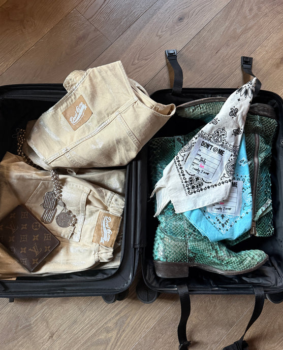 TIPS 'N TRIPS - Our travel essentials, you 101 guide to make packing easy