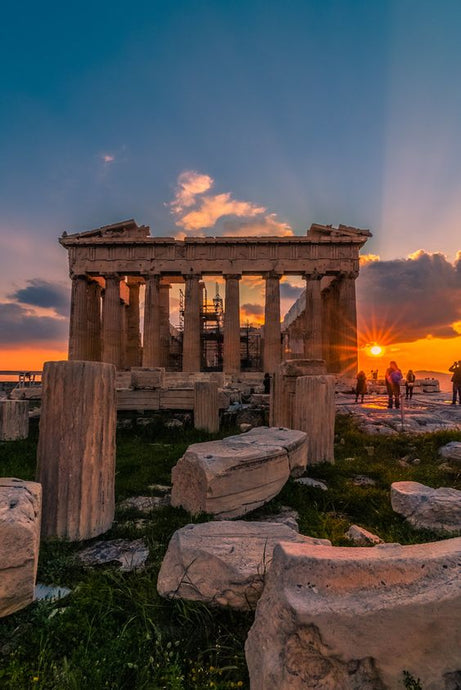 TIPS 'N TRIPS - Athens, where ancient meets modern