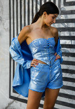 Carica l&#39;immagine nel visualizzatore della galleria,Iridescent Denim Oversized Jacket - BLUE
